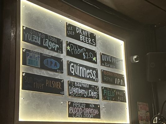 Thunderbird Bar by null