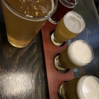 OakFire Pizza And Brewing - Beer & beer flight - Pizza Near Me - Belton, Texas OakFire Pizza And Brewing - Beer & beer flight - Pizza Near Me - Belton, Texas