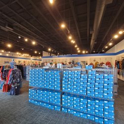 Brooks Outlet