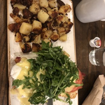 First Watch - BLT eggs Benedict - Breakfast & Brunch Near Me - Rockville, Maryland First Watch - BLT eggs Benedict - Breakfast & Brunch Near Me - Rockville, Maryland