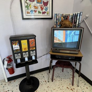 sMAC'n Noodles - Tv - Cheesesteaks Near Me - Seguin, Texas