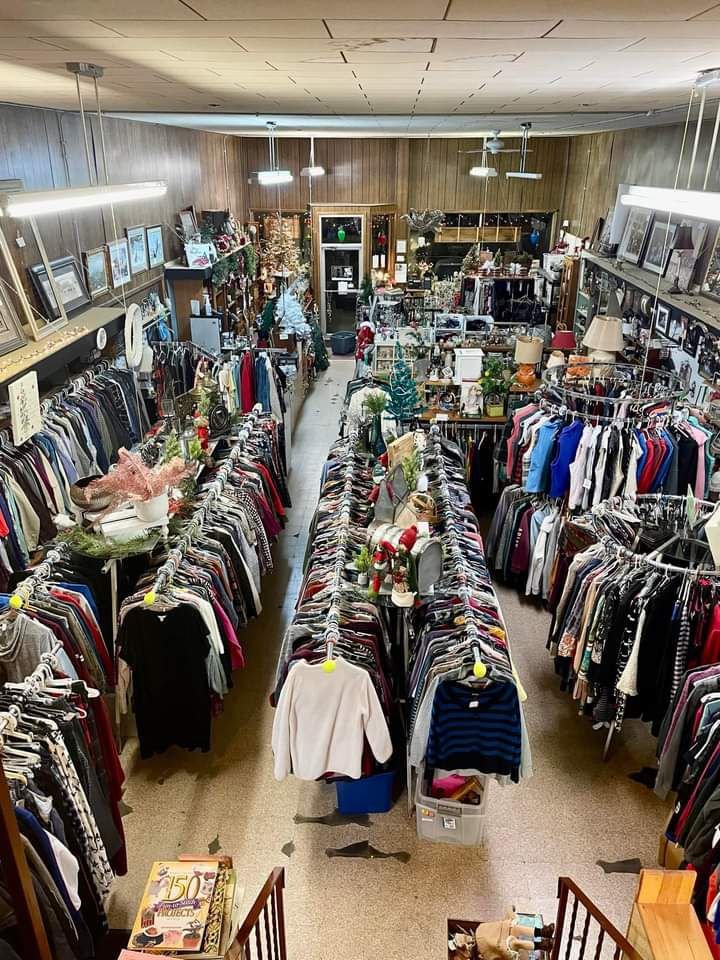 LADY BUG THRIFT SHOP Updated August 2024 116 Broadway Ave S, New