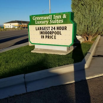 Greenwell Inn - The pool is open 24 hrs. How fun. - Hotels Near Me - Price, Utah