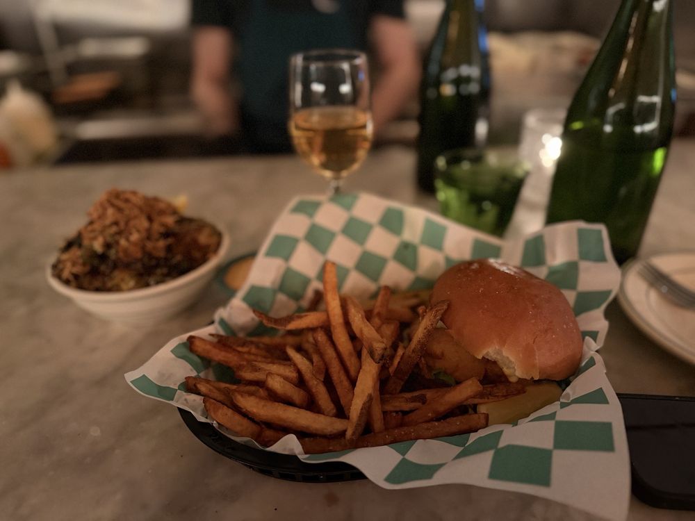 Greenpoint Fish & Lobster