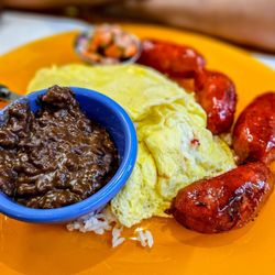 Uncle Mike's Place - Longanisa plate