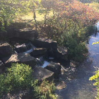Humber Bay Park East - Little waterfalls - Parks Near Me - Toronto, Ontario