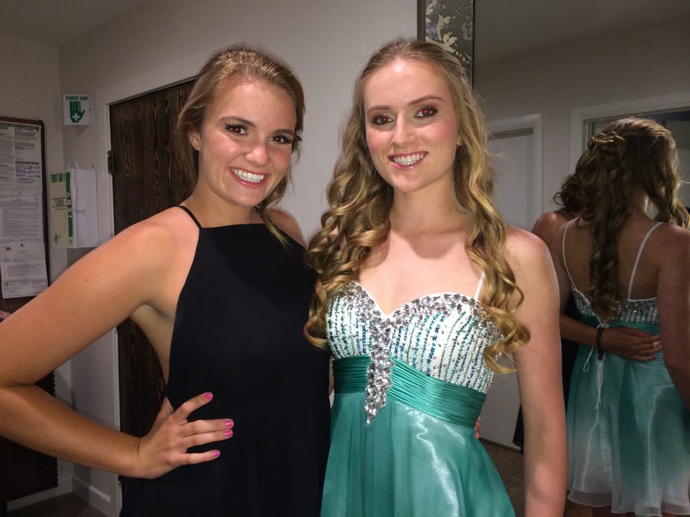 Brooke Cortesi Hair Stylist & Make Up Artist Logo