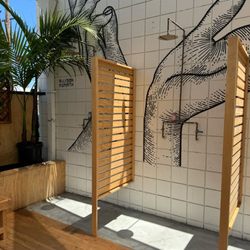 Teddy's Hot House - Outdoor shower to rinse off between sauna and cold plunge--part of the ritual.