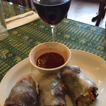 Naung Mai Thai Kitchen - Summer roll - Thai Near Me - Hilo, Hawaii Naung Mai Thai Kitchen - Summer roll - Thai Near Me - Hilo, Hawaii