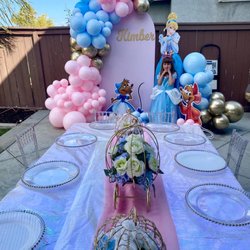 My Party A La Carte - Cinderella theme birthday party