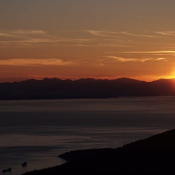Grouse Mountain - Awesome sunset view! - Hiking Near Me - North Vancouver, British Columbia