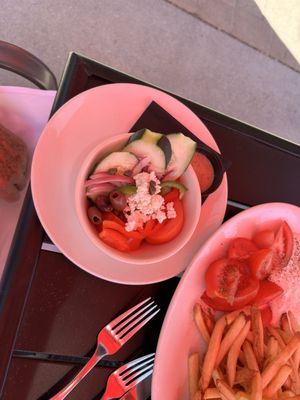 Kosta’s Taverna by null