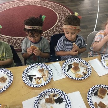 Line Upon Line Montessori - Thanksgiving Dinner - Montessori Schools Near Me - Gilbert, Arizona Line Upon Line Montessori - Thanksgiving Dinner - Montessori Schools Near Me - Gilbert, Arizona