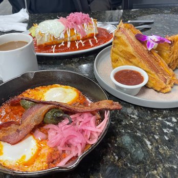 Tata's Cafe - Huevos ahogados (bottom left), Monte Cristo (top right) and a chorizo burrito - Breakfast & Brunch Near Me - Hawthorne, California
