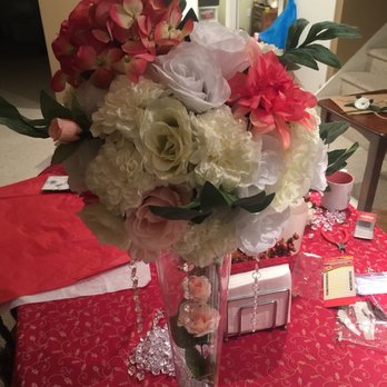 Michaels - Floral arrangements - Arts & Crafts Near Me - East Hanover, New Jersey