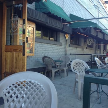Tom Grainey's - Sports Bars Near Me - Boise, Idaho
