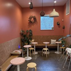 Evergreen - Coffee Shop & Boutique Hotel