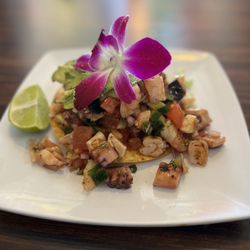 Cielo Mar Tierra - Tostada mixta