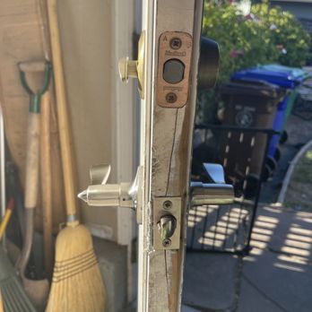 Hero Locksmith - Long Crack above and below the latch - Keys & Locksmiths Near Me