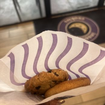 Insomnia Cookies - Desserts Near Me - Dallas, Texas Insomnia Cookies - Desserts Near Me - Dallas, Texas