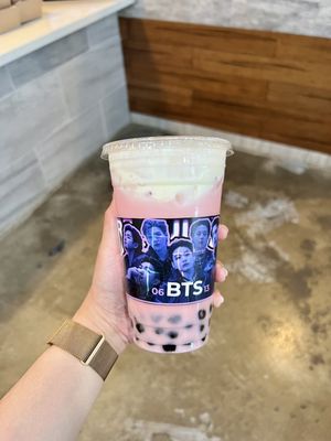 U DESSERT EATS by null