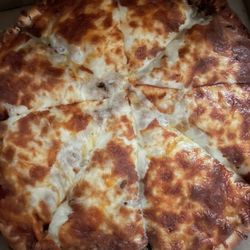 Pizza Palace - Beef pizza - my favorite