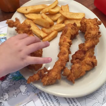 AZ diner - Kids chicken tenders - American Near Me - Surprise, Arizona