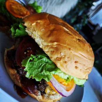 Gilman House - Bellhop Burger - Bars Near Me - Tacoma, Washington