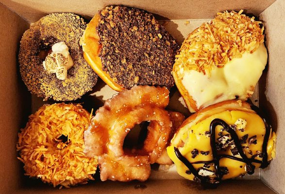 Old Country Market - Goats on Roof by null