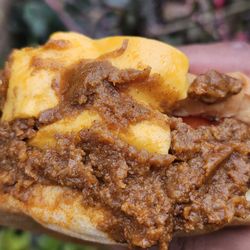 Original Tommy's - Chili Cheeseburger