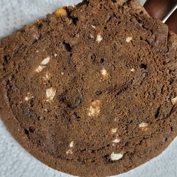Insomnia Cookies - Smore cookie bottom - Desserts Near Me - Tuscaloosa, Alabama