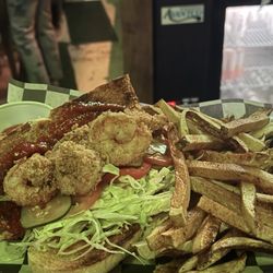 Danny’s Dive Bar & Grill - Shrimp Poboy