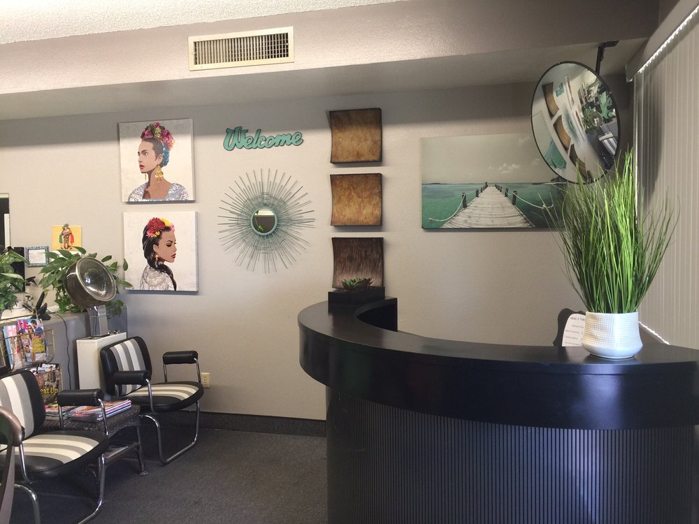 HEAD 2 TOES Updated September 2024 2164 McCulloch Blvd N, Lake