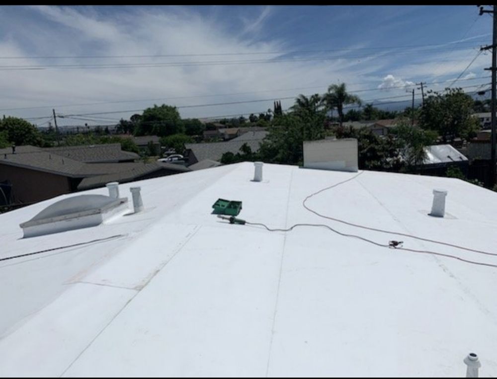 Slide of Caliglo Roofing