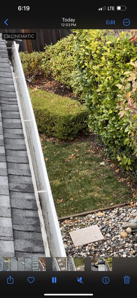 Slide of Skyline Gutter Protection 