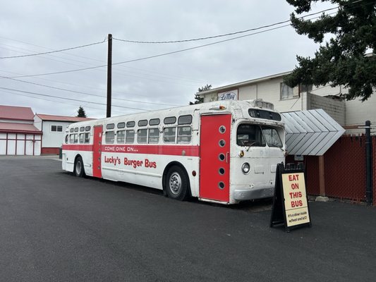 Lucky's Drive-In Tacoma by null