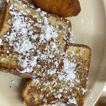 Townhouse Restaurant - French toast - Salad Near Me - Cuthbert, Georgia Townhouse Restaurant - French toast - Salad Near Me - Cuthbert, Georgia