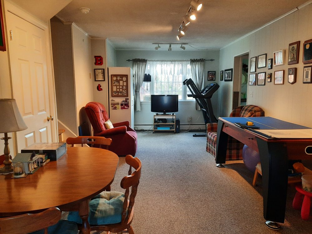 FAMILY CARPETS Updated October 2024 61 Photos & 12 Reviews 42 NJ