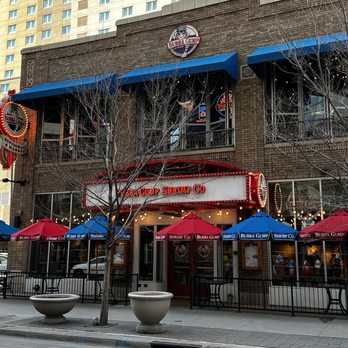 Le Méridien Denver Downtown - Bubba Gump Shrimp Co. - Hotels Near Me - Denver, Colorado