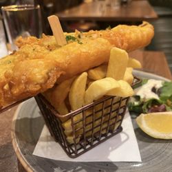 Muskerry Arms Pub & Restaurant - Fish and chips