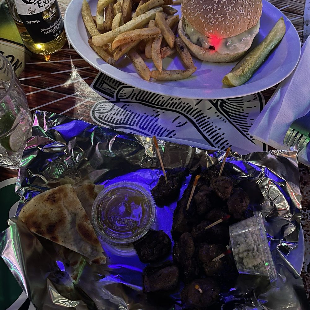 cadino THE BEST 10 BARS near RACE TRACK, HAZEL PARK, MI 48030