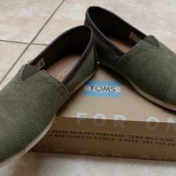 Journeys - Mens Toms