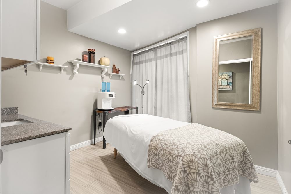 THE CORNER SPA Updated September 2024 13 Photos & 43 Reviews 601