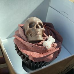 Chocolate raspberry Halloween cupcake Chocolate raspberry Halloween cupcake