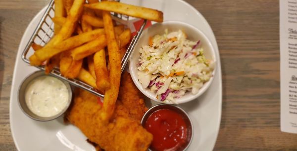 Big B's Fish Joint by null