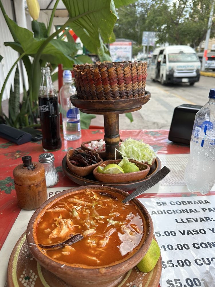 Pozoleria Mi Abuelita