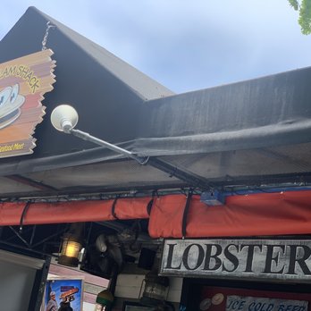 DJ's Clam Shack - Seafood Near Me - Key West, Florida