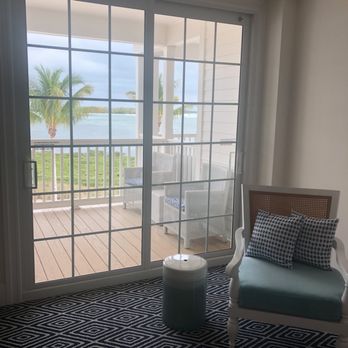 Isla Bella Beach Resort - Sitting area and view from the room - Resorts Near Me - Marathon, Florida Isla Bella Beach Resort - Sitting area and view from the room - Resorts Near Me - Marathon, Florida