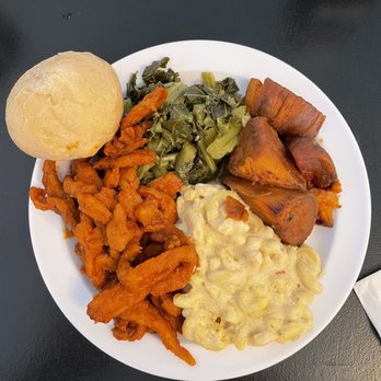 Vegelicious - Soul Food Plate - Vegan Near Me - Nashville, Tennessee Vegelicious - Soul Food Plate - Vegan Near Me - Nashville, Tennessee
