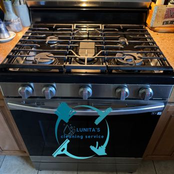 Lunita's Cleaning Service - Stove Cleaning. - Home Cleaning Near Me - Miami Beach, Florida Lunita's Cleaning Service - Stove Cleaning. - Home Cleaning Near Me - Miami Beach, Florida
